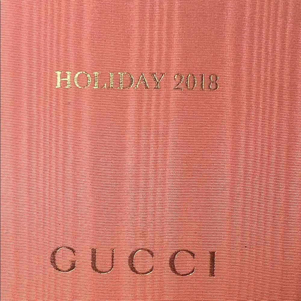 Gucci Coral and Gold Decorative Notebook - Picture 7 of 10